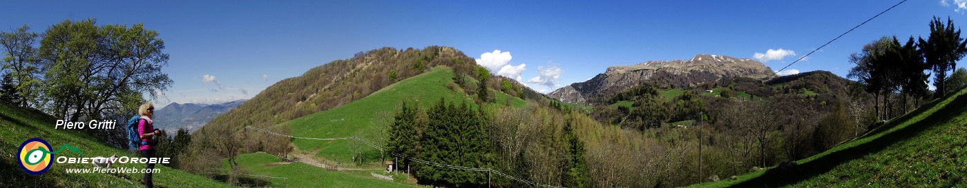 33-2 Dal sentiero attrezzato vista sulla Forcella di Sale.jpg